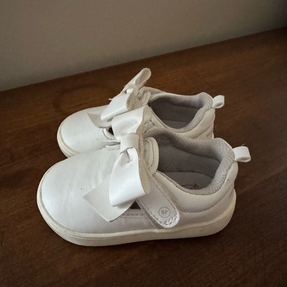 Stride Rite Kamila Shoes - Picture 2 of 5